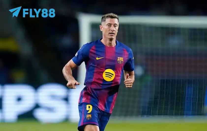 Barca Từ Chối Đặt Bút Ký Hợp Đồng Với Lewandowski